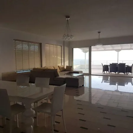 Sea Front Penthouse *